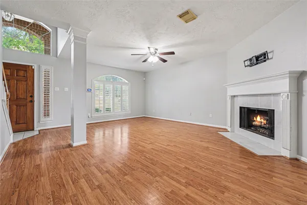 $339,000 | 1418 Green Tree Drive, Tomball, TX 77375