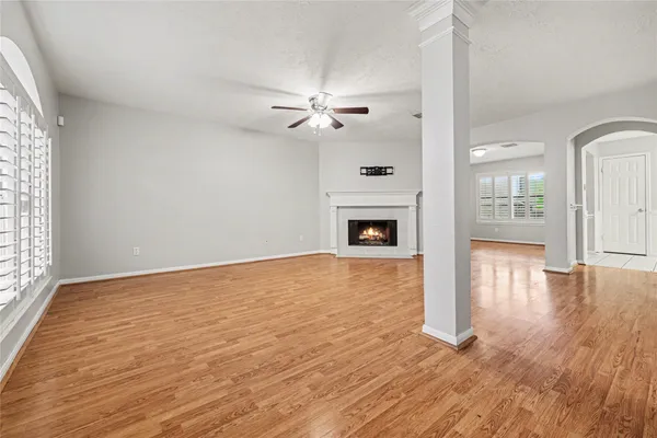 $339,000 | 1418 Green Tree Drive, Tomball, TX 77375