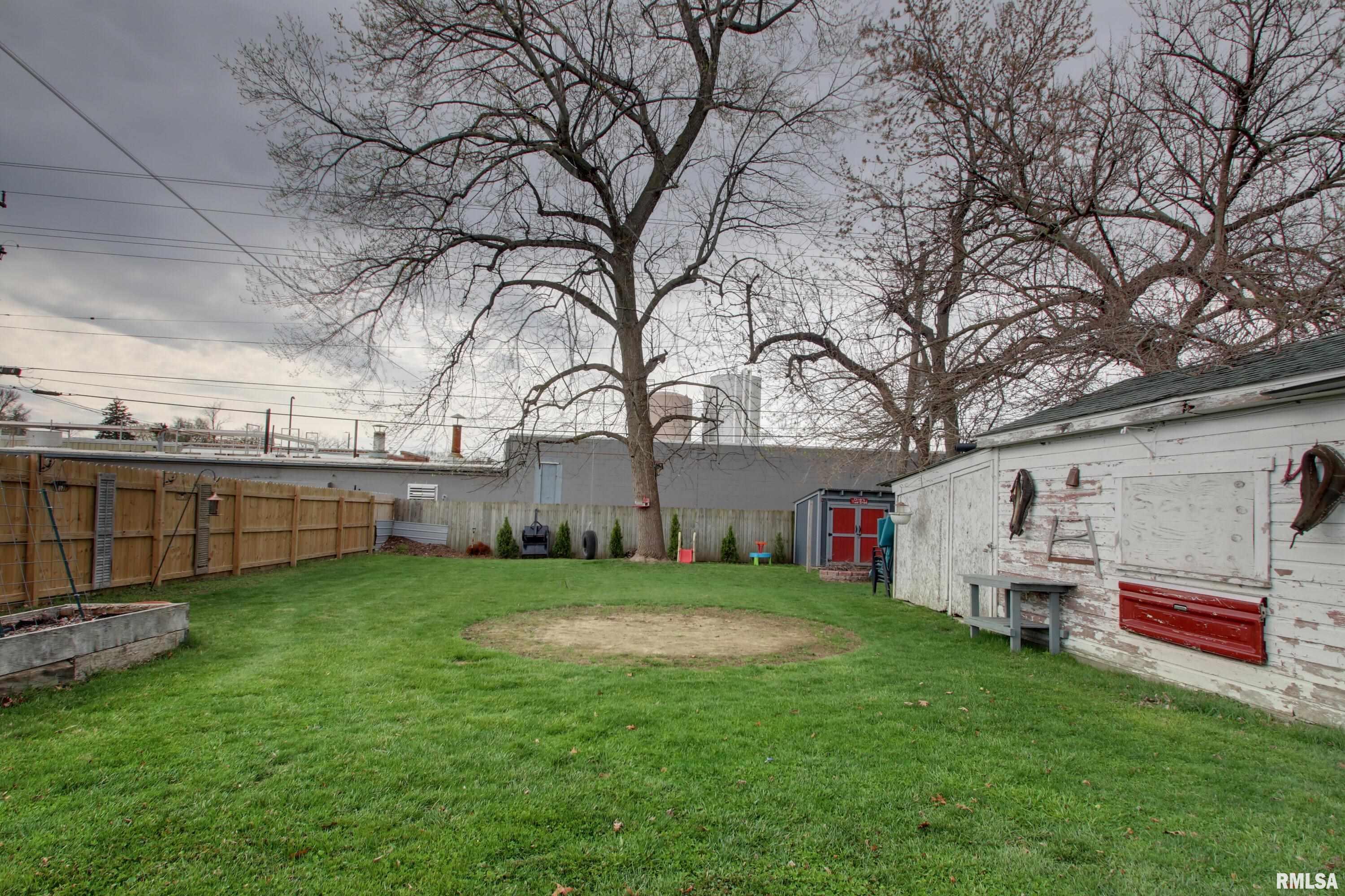 2316 Spring Street Quincy, IL 62301 - Photo 22 of 29
