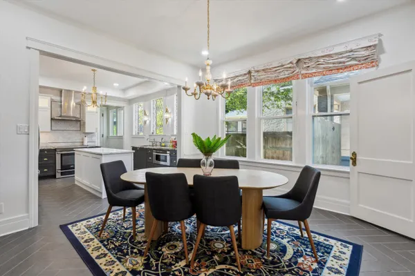 $1,500,000 | 309 North McLean Boulevard, Memphis, TN 38112