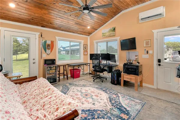 $2,950,000 | 1661 Northwest 650th Road, Bates City, MO 64011