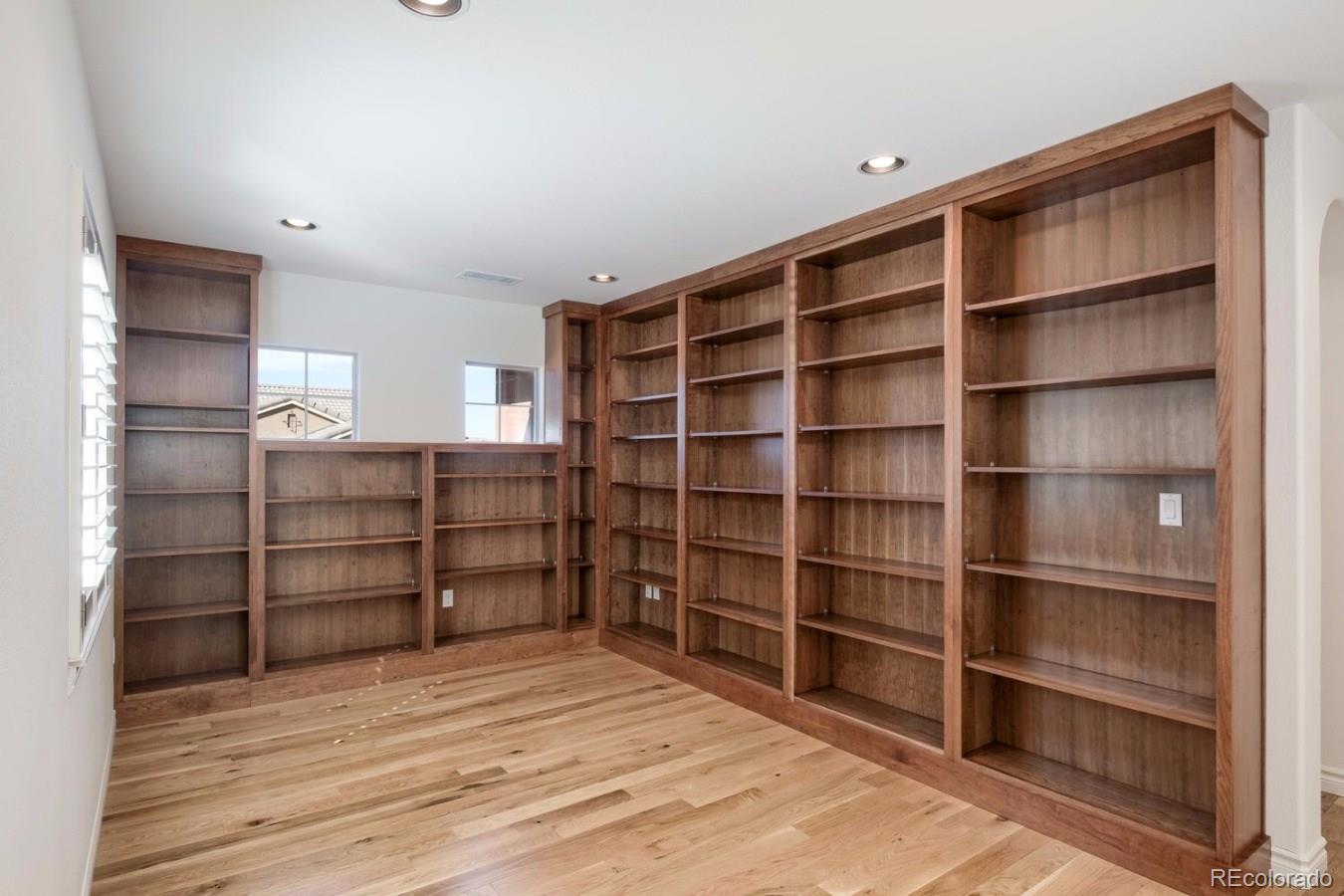 9586 Firenze Way Highlands Ranch, CO 80126 - Photo 18 of 34 Gallery Image 18