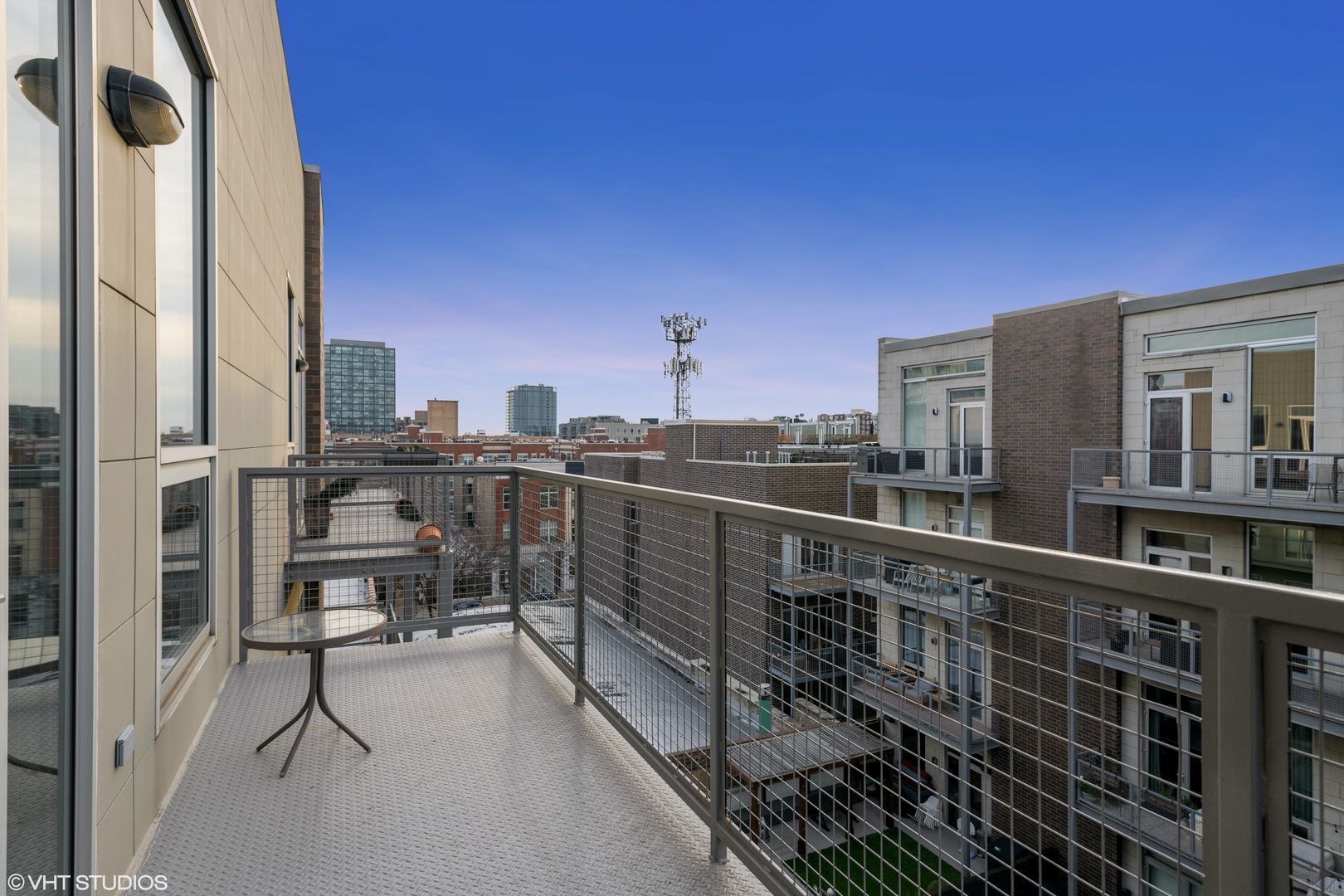 18 North Carpenter Street, Unit PHS Chicago, IL 60607 - Photo 19 of 33 a view of city from balcony