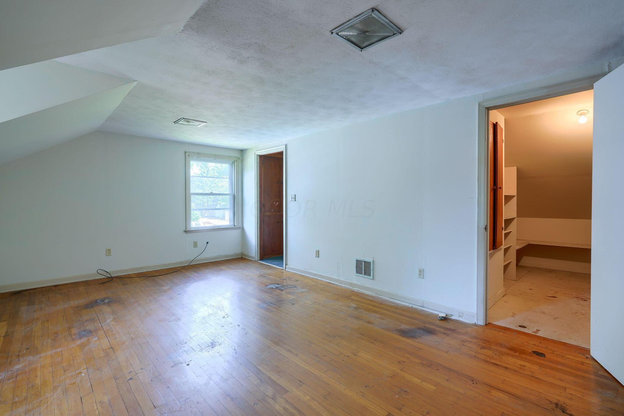 2746 Ruhl Avenue Columbus, OH 43209 - Photo 27 of 49 2746-2748 Ruhl Ave (53)