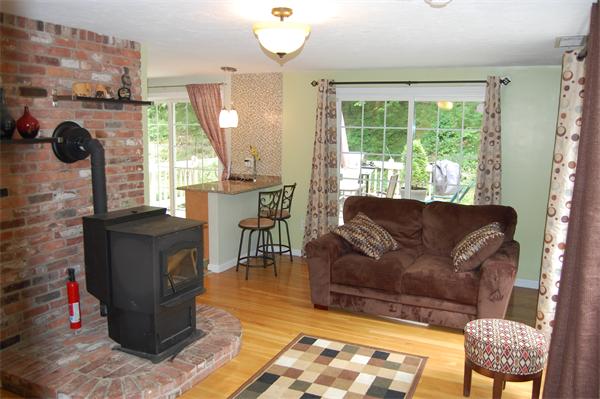 112 Robin Hill Road Chelmsford, MA 01824 - Photo 23 of 30 Gallery Image 23