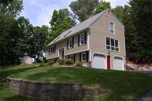 112 Robin Hill Road Chelmsford, MA 01824 - Photo 4 of 30 Gallery Image 4