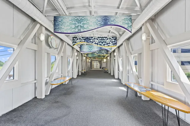 a view of an outdoor space