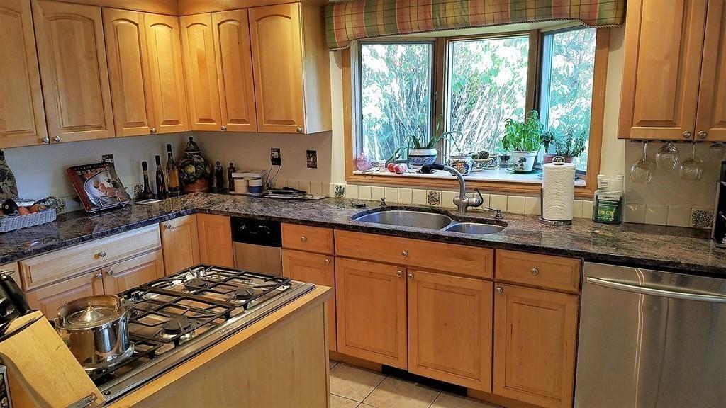 62 Robert Road Stow, MA 01775 - Photo 5 of 30