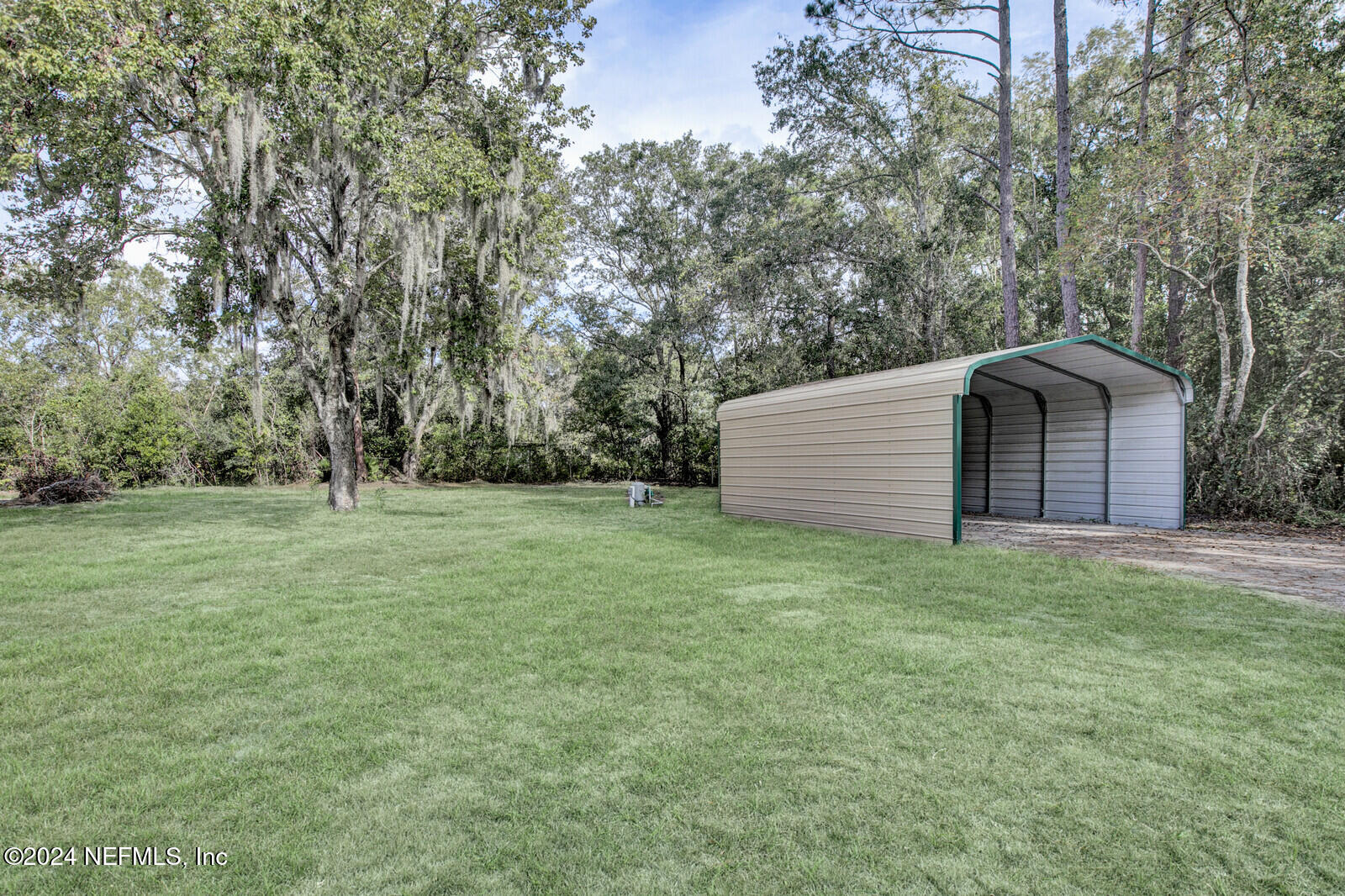 9439 Old Plank Road Jacksonville, FL 32220 - Photo 5 of 19 15_IMG_0126_mls