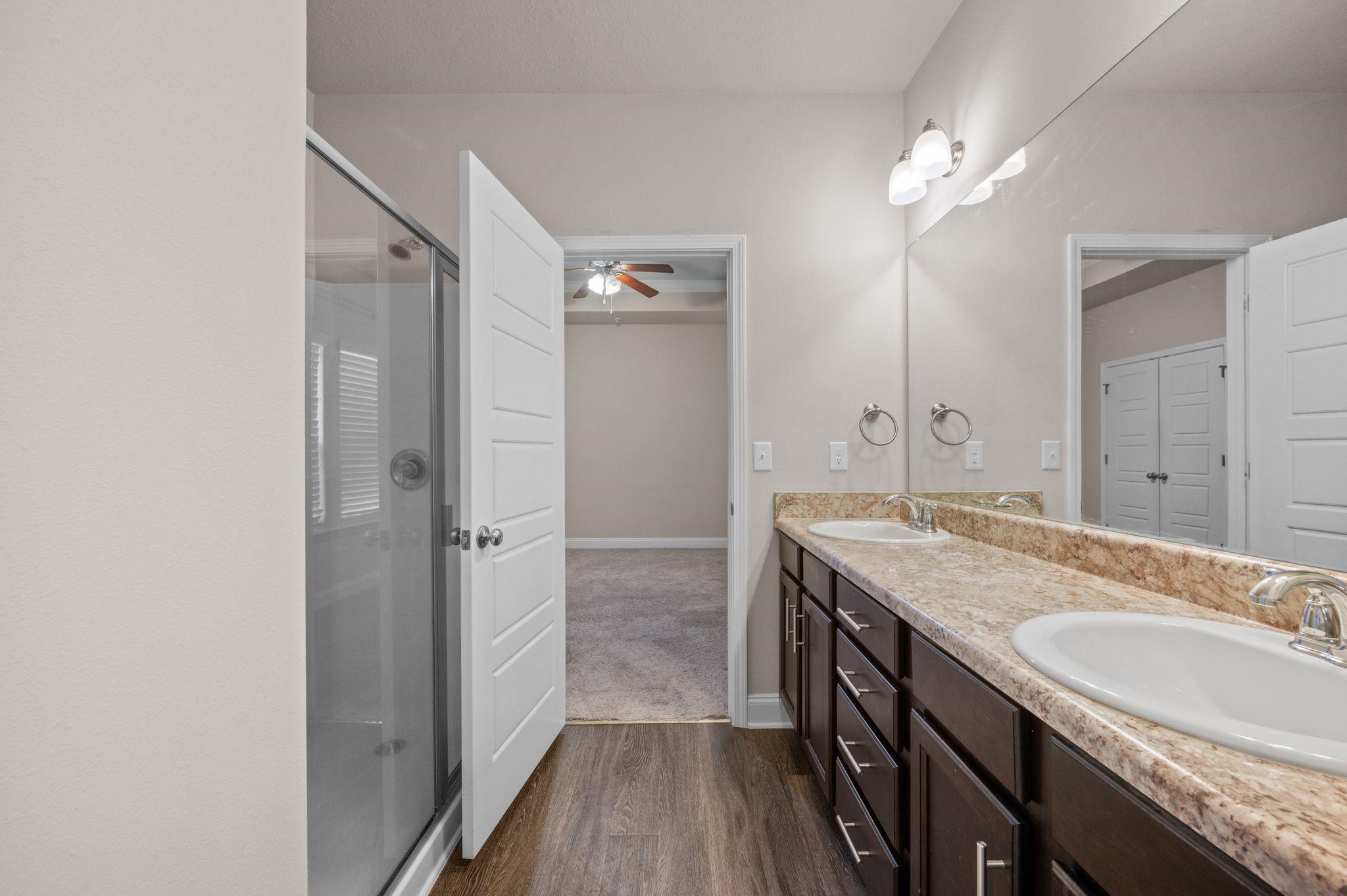 6903 Spaniel Drive, Unit B Daphne, AL 36527 - Photo 15 of 28 Bathroom