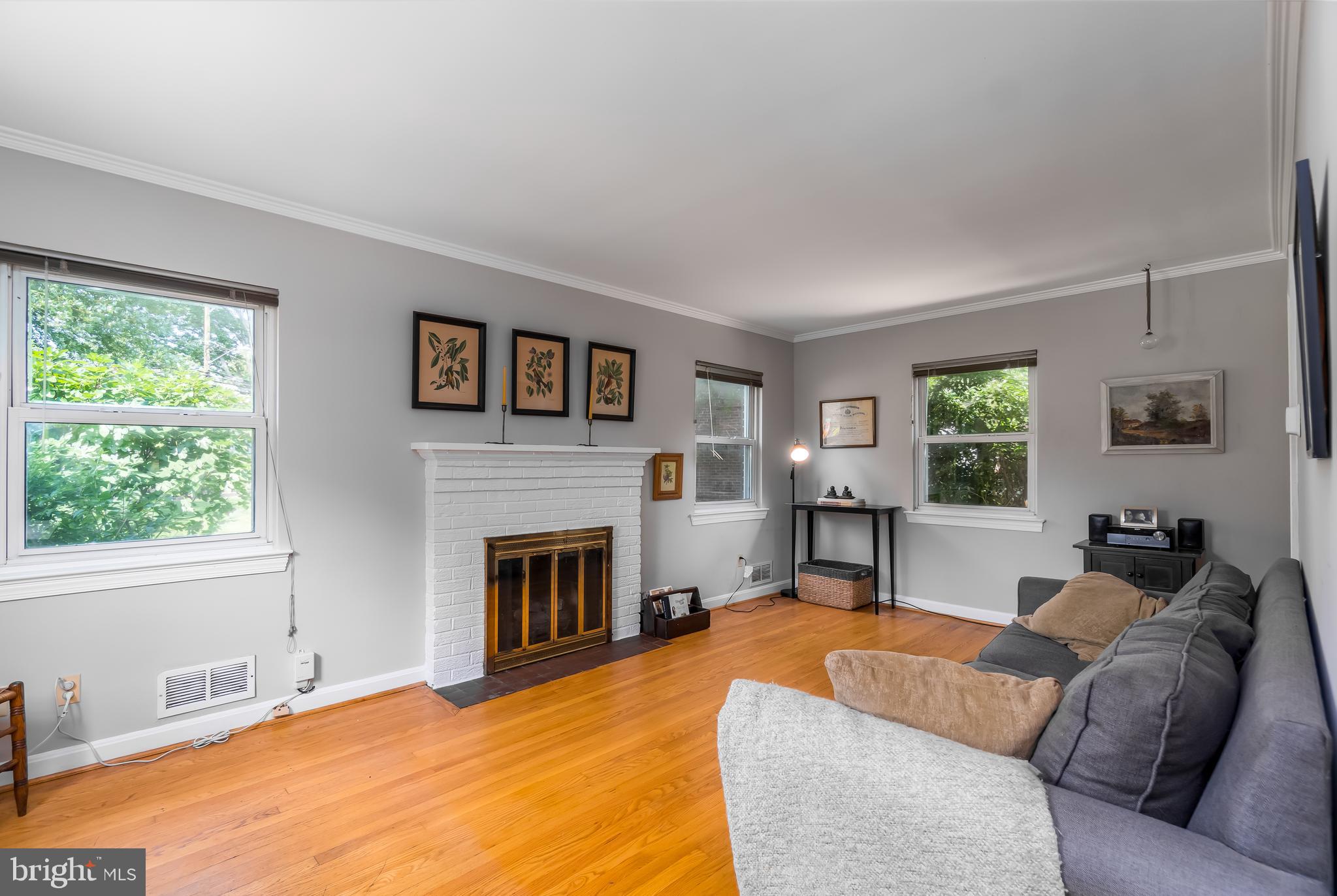 9327 Ocala Street Silver Spring, MD 20901 - Photo 3 of 40