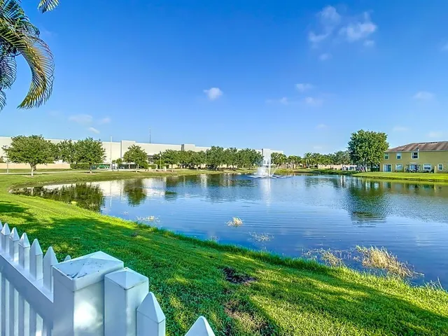 $2,600 | 221 Windrose Drive, Orlando, FL 32824