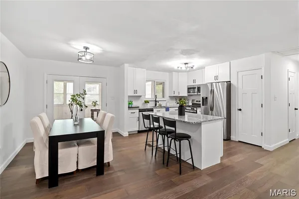 $2,800 | 2336 Hempline Court, St. Louis, MO 63129