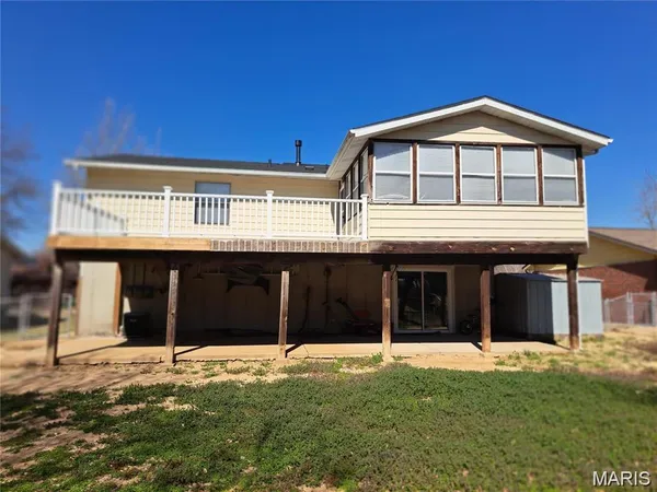 $2,800 | 2336 Hempline Court, St. Louis, MO 63129