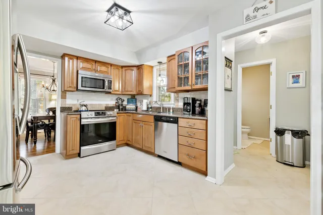 $525,000 | 10706 Ann Davis Drive, Fredericksburg, VA 22408