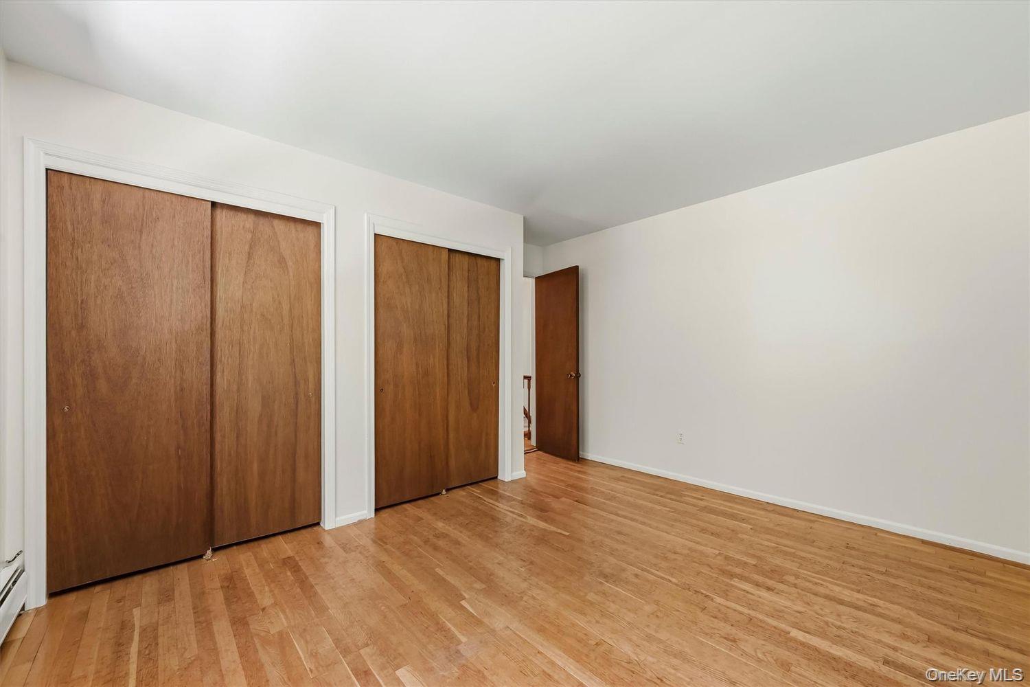 16 Panel Lane Florida, NY 10921 - Photo 26 of 38 2nd Bedroom with 2 closets