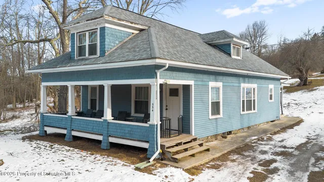 $385,000 | 554 Gravity Hill Road, Lake Ariel, PA 18436