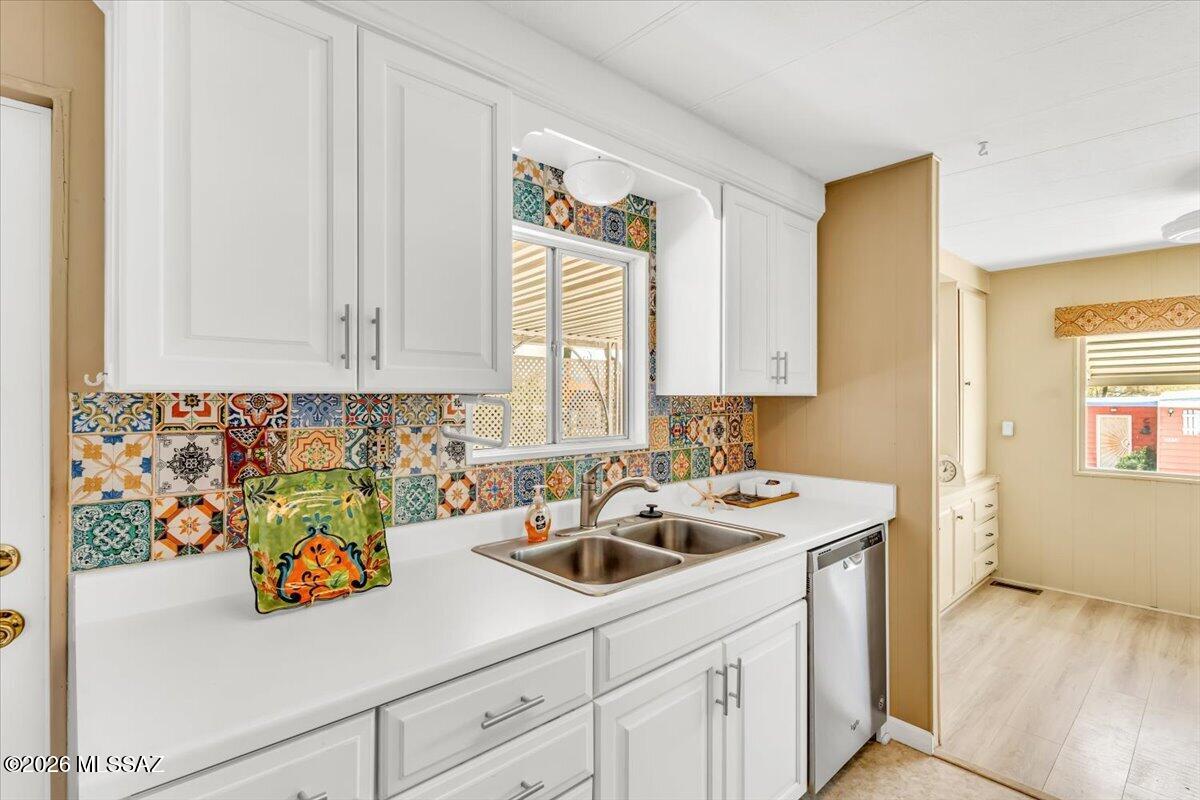 5344 West Rafter Cir Street Tucson, AZ 85713 - Photo 5 of 39 Kitchen