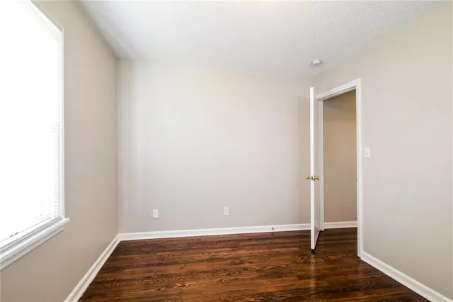 $1,505 | 1502 Northwest 1st Street, Lee's Summit, MO 64081