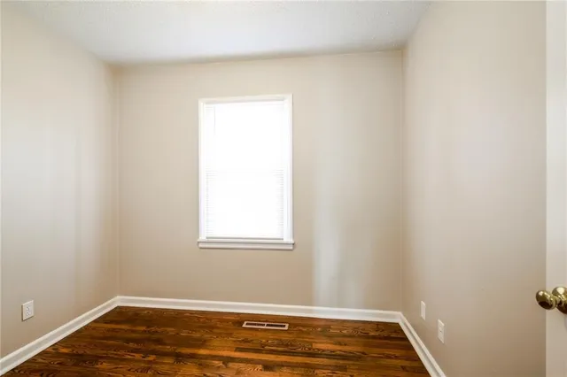 $1,505 | 1502 Northwest 1st Street, Lee's Summit, MO 64081