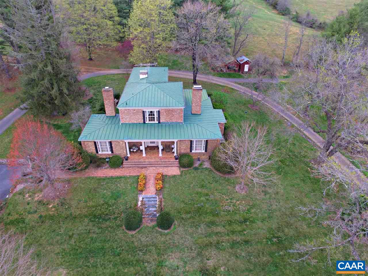 117 Middlebrook Road Staunton, VA 24401 - Photo 2 of 31 Gallery Image 2