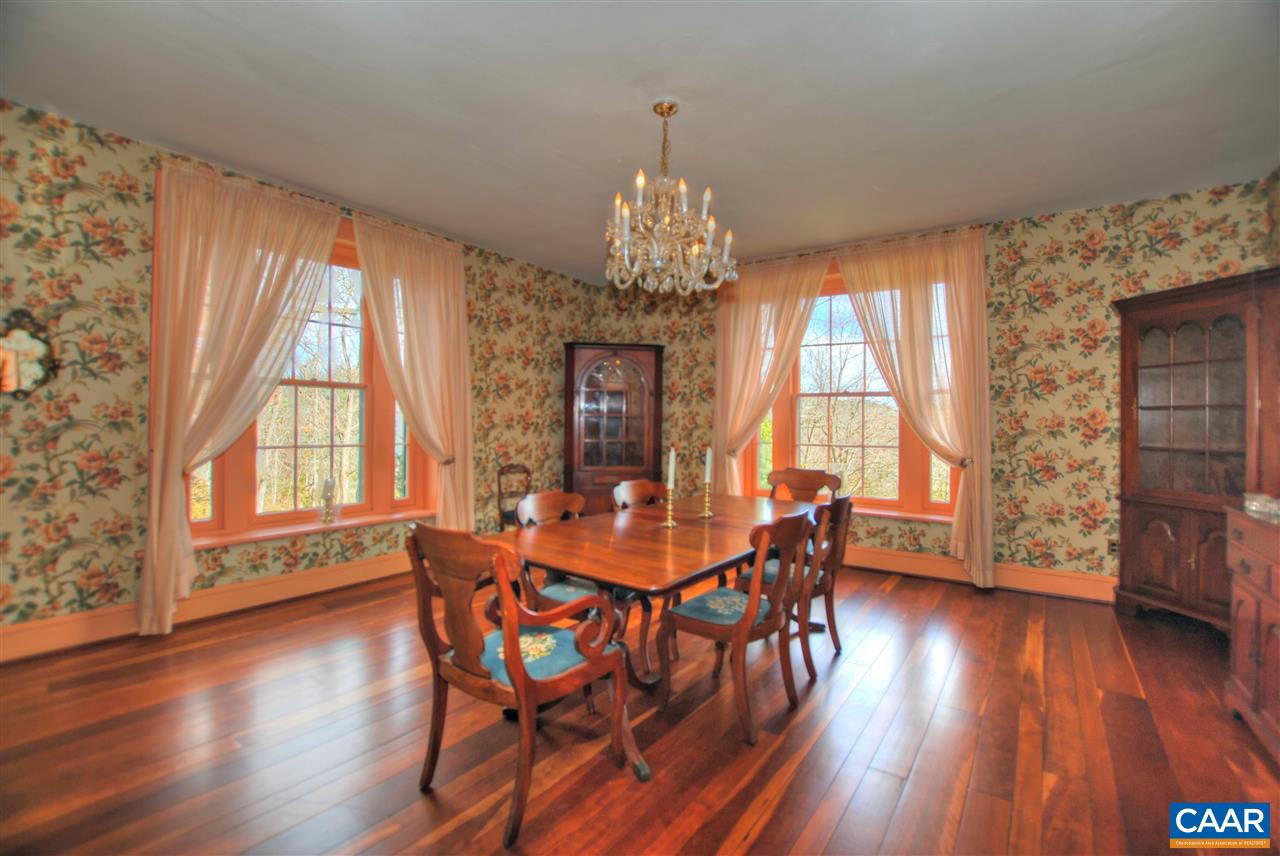 117 Middlebrook Road Staunton, VA 24401 - Photo 8 of 31 Gallery Image 8
