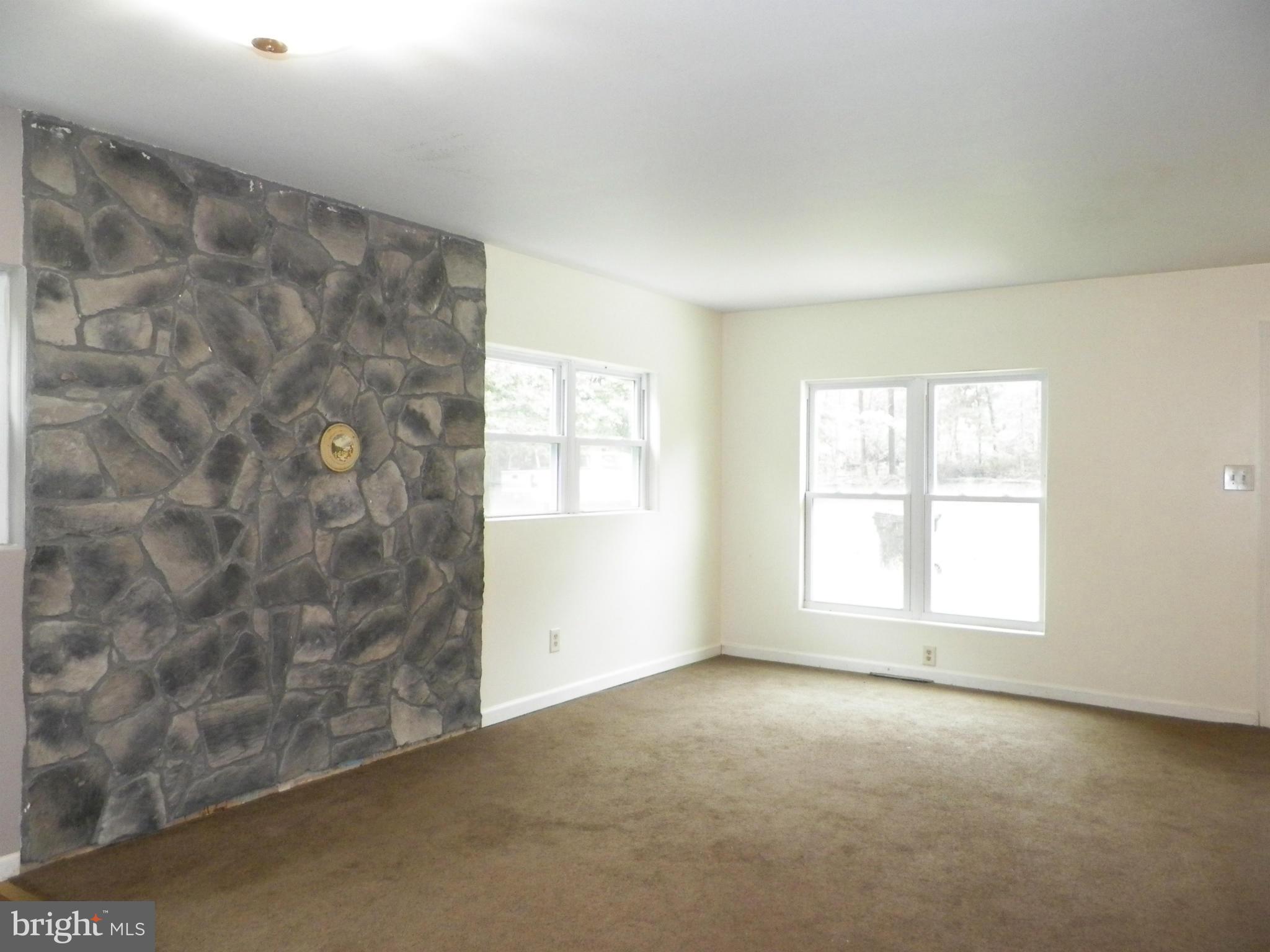 5750 Stuckey Road Indian Head, MD 20640 - Photo 20 of 25 Family Room