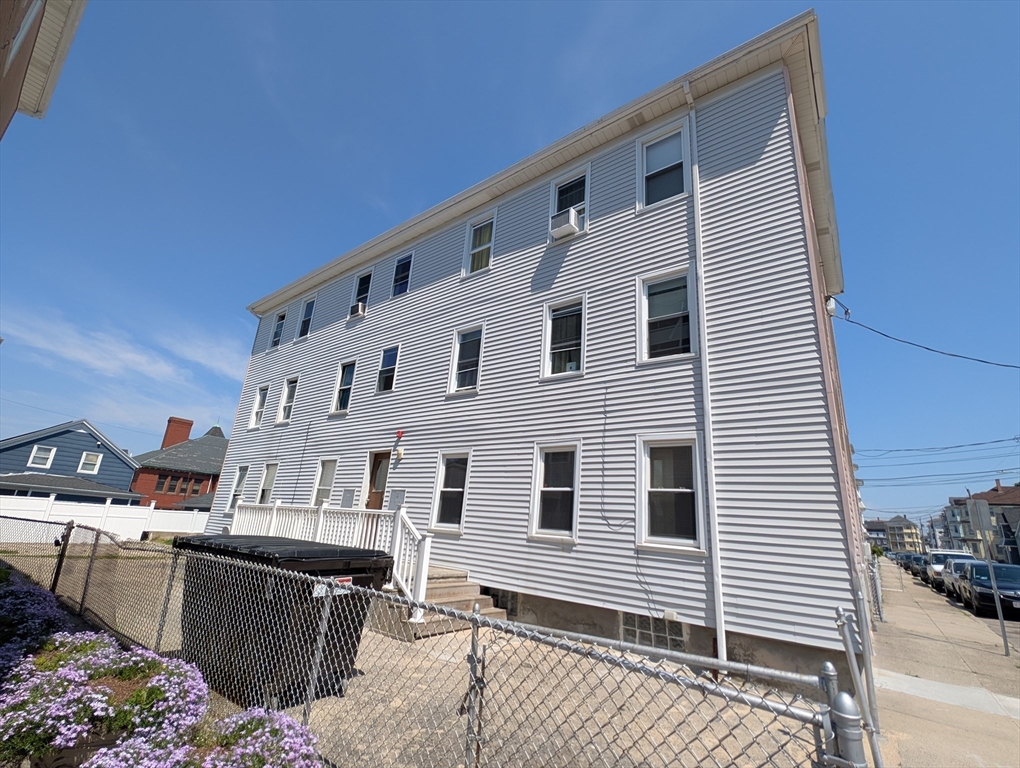 131 Thomas Street Fall River, MA 02723 - Photo 34 of 35