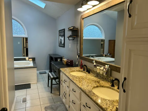 $599,990 | 116 Hunter Hills Place Northeast, Cleveland, TN 37312