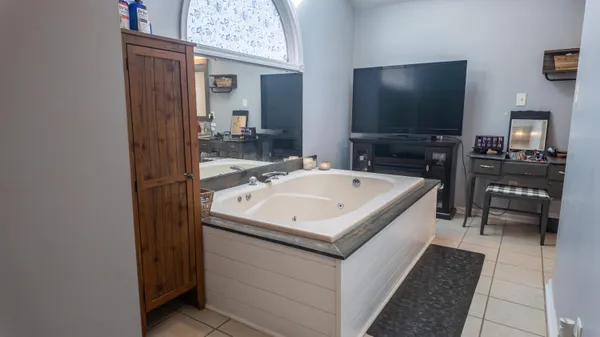 $599,990 | 116 Hunter Hills Place Northeast, Cleveland, TN 37312