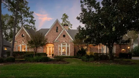 $1,174,000 | 14 Highland Circle, The Woodlands, TX 77381