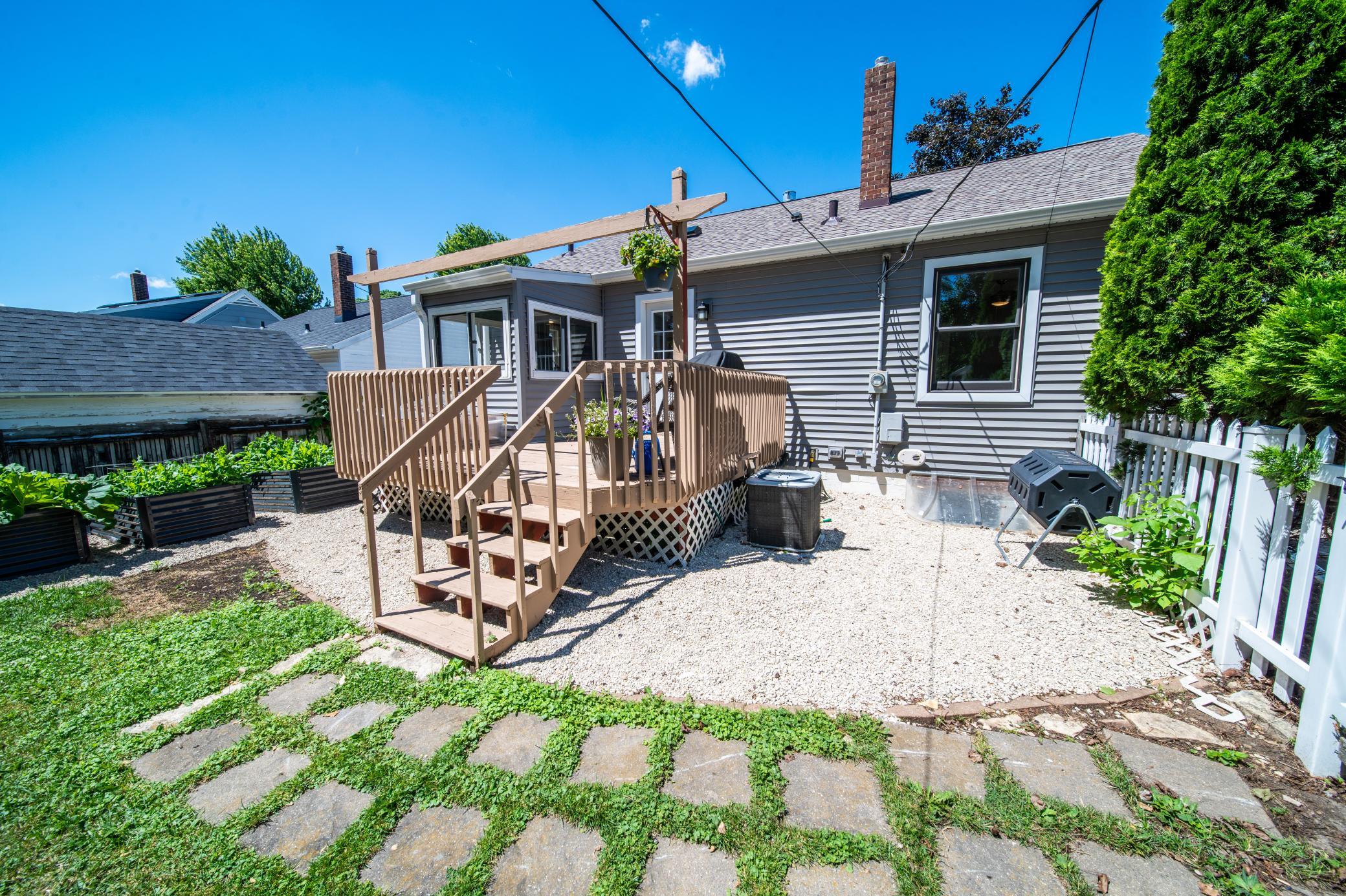 1550 7 1/2 Avenue Northeast Rochester, MN 55906 - Photo 43 of 67