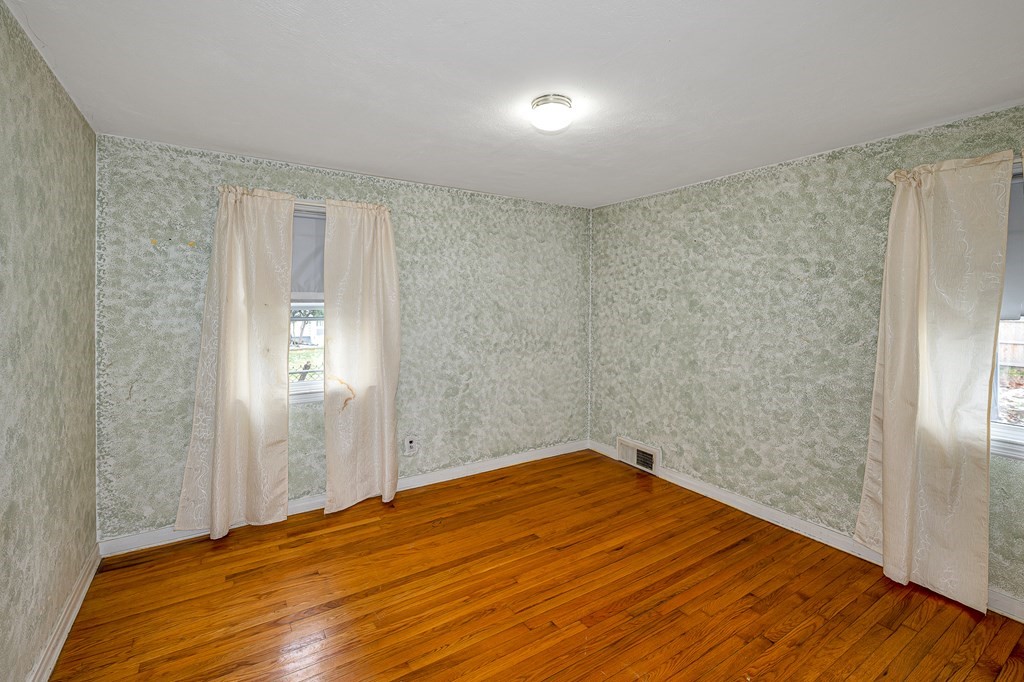 170 Paridon Street Springfield, MA 01118 - Photo 19 of 27