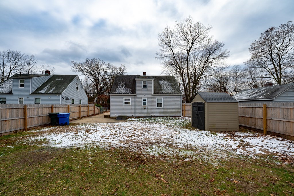 170 Paridon Street Springfield, MA 01118 - Photo 5 of 27