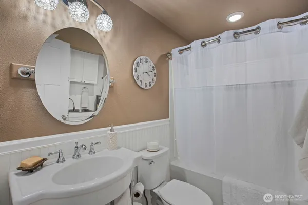 $924,500 | 14619 80th Street East, Puyallup, WA 98372