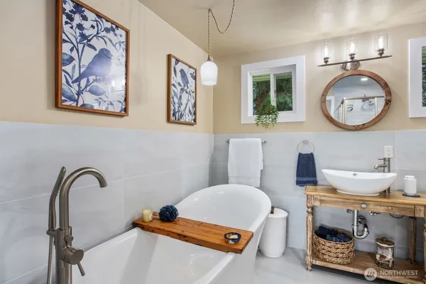 $924,500 | 14619 80th Street East, Puyallup, WA 98372