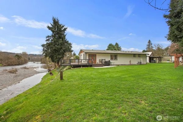 $924,500 | 14619 80th Street East, Puyallup, WA 98372