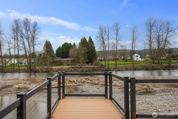 $924,500 | 14619 80th Street East, Puyallup, WA 98372