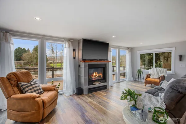 $924,500 | 14619 80th Street East, Puyallup, WA 98372