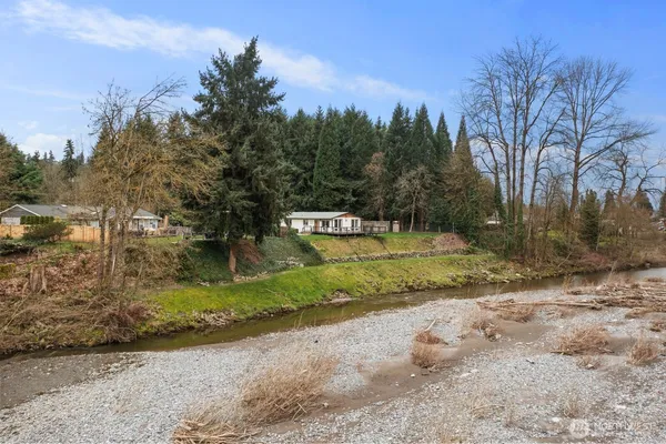 $924,500 | 14619 80th Street East, Puyallup, WA 98372