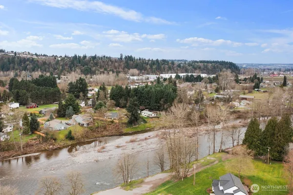 $924,500 | 14619 80th Street East, Puyallup, WA 98372