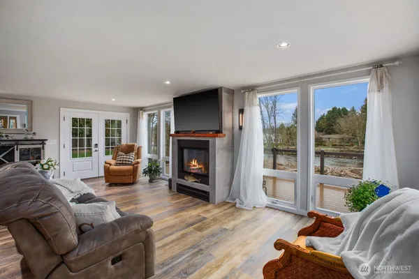 $924,500 | 14619 80th Street East, Puyallup, WA 98372