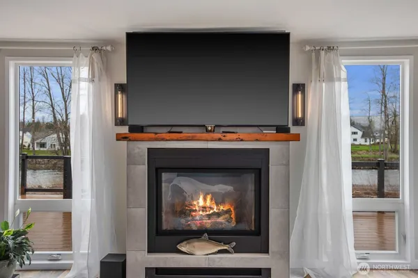 $924,500 | 14619 80th Street East, Puyallup, WA 98372