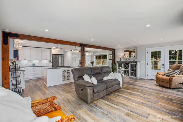 $924,500 | 14619 80th Street East, Puyallup, WA 98372