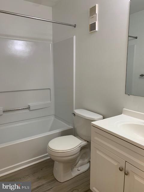 516 South Charles Street, Unit R88 Baltimore, MD 21201 - Photo 13 of 21 full bath 1