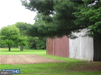 37 Quinton Alloway Road Quinton, NJ 08079 - Photo 11 of 12 Barn