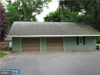 37 Quinton Alloway Road Quinton, NJ 08079 - Photo 12 of 12 Garage