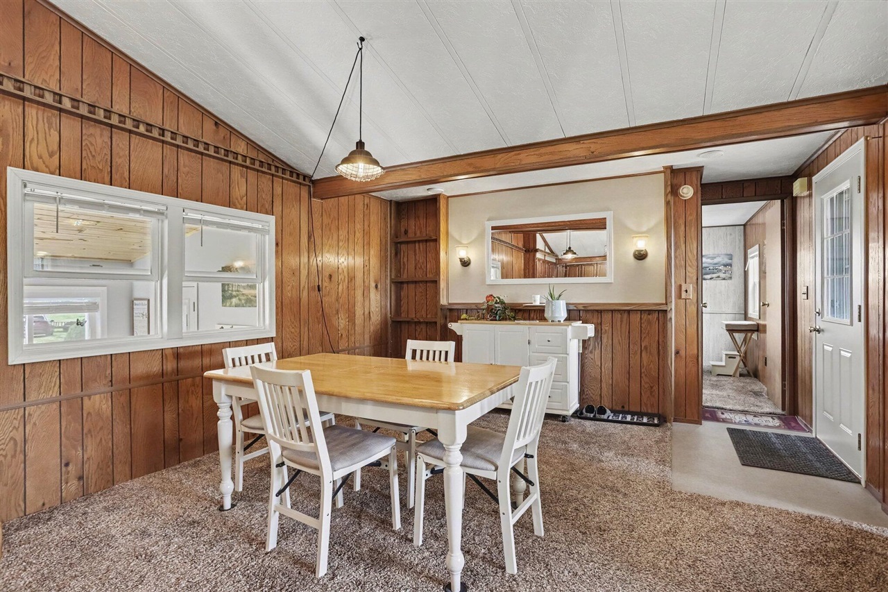 13492 Riverside Drive Constantine, MI 49042 - Photo 9 of 24