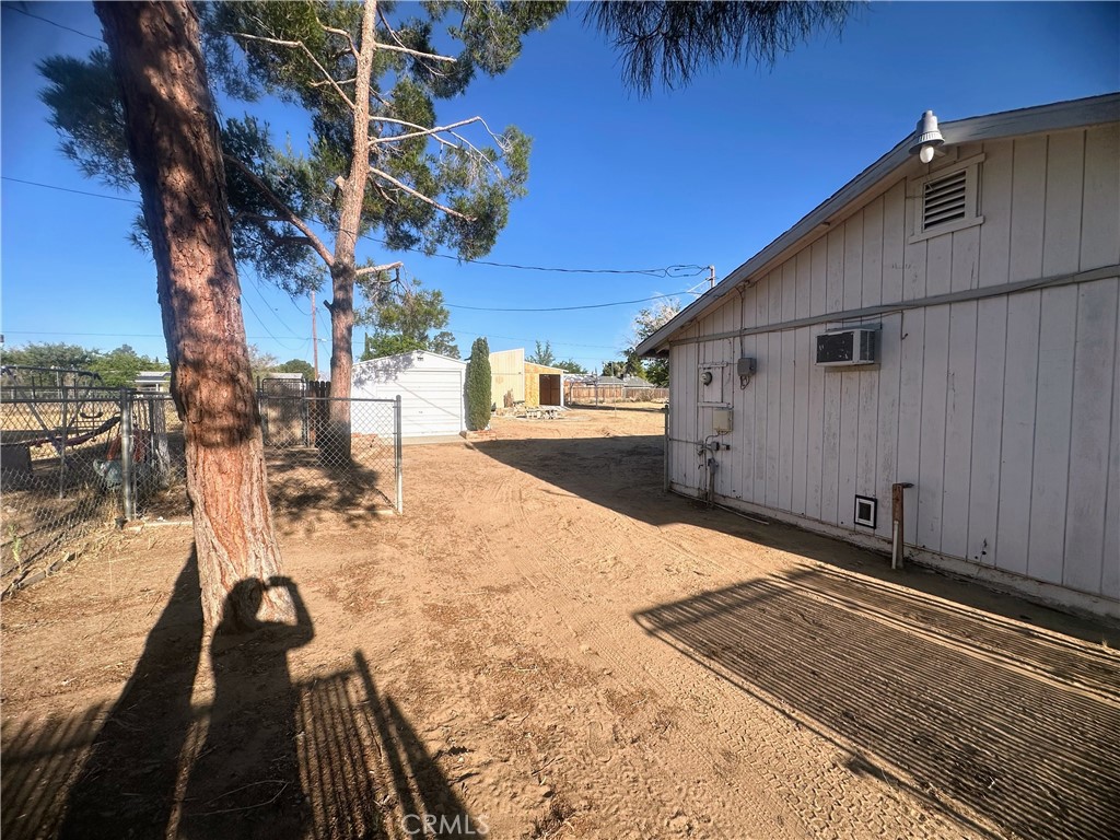 12716 Iroquois Road Apple Valley, CA 92308 - Photo 26 of 34