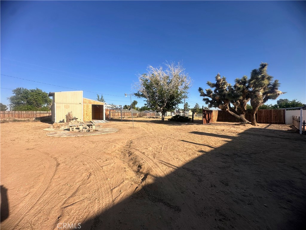 12716 Iroquois Road Apple Valley, CA 92308 - Photo 28 of 34